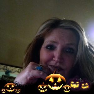 Meet your Posher, Christy